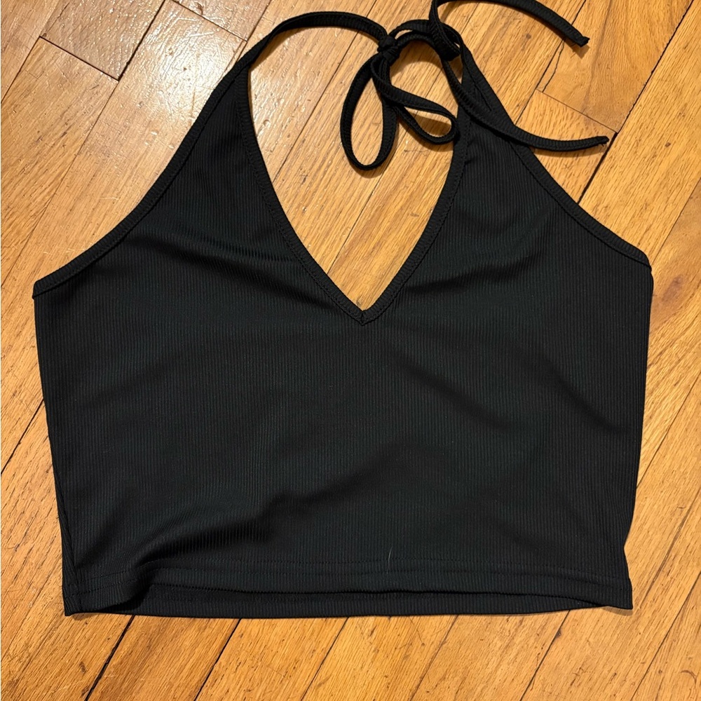 SHEIN Black Ribbed Crop Top